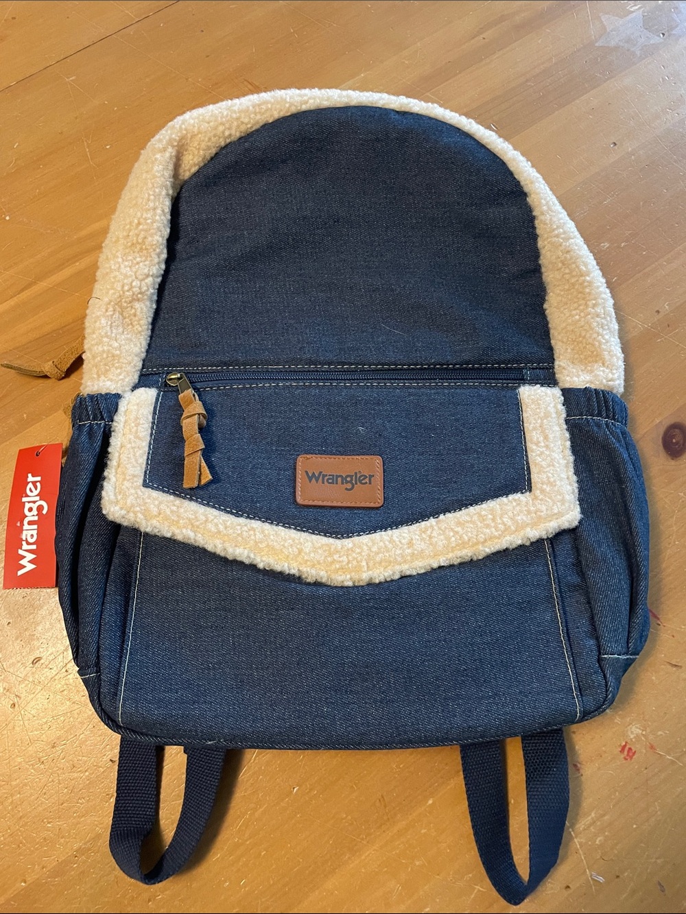 Wrangler navy blue backpack with cream sherpa trim